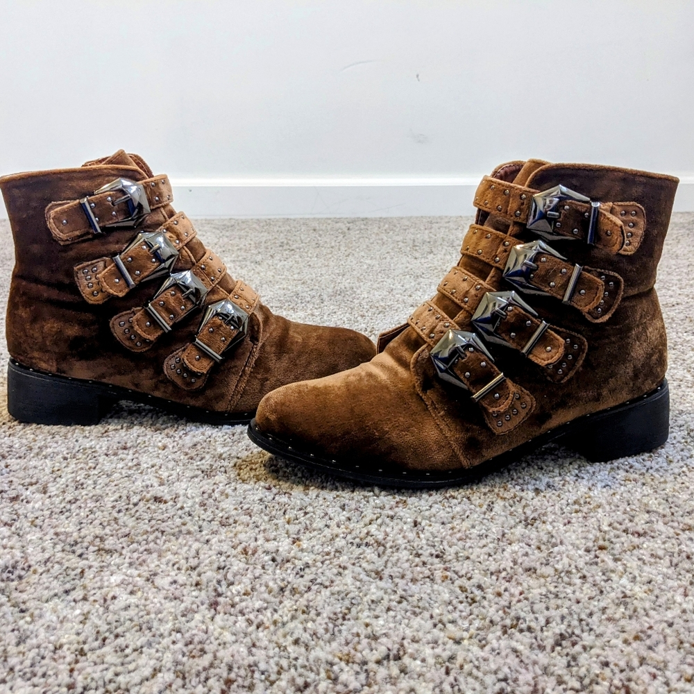 Pazzle Brown Suede Boots